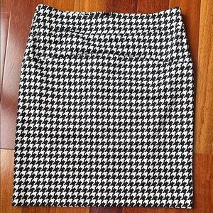 Houndstooth Black and White Women's Skirt